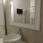 Gatto Bianco Duchessa