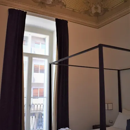 Bed & Breakfast Gatto Bianco Duchessa 3*