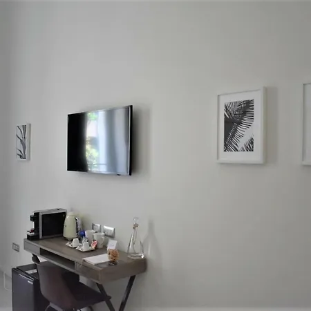 Gatto Bianco Duchessa 3* Bari