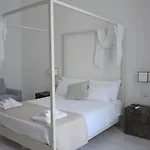 Gatto Bianco Duchessa לינה וארוחת בוקר 3*
