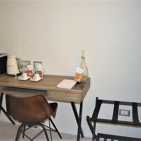 Gatto Bianco Duchessa 3* バーリ