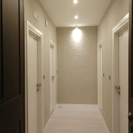 Gatto Bianco Duchessa