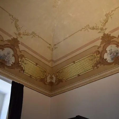 Bed & Breakfast Gatto Bianco Duchessa 3*