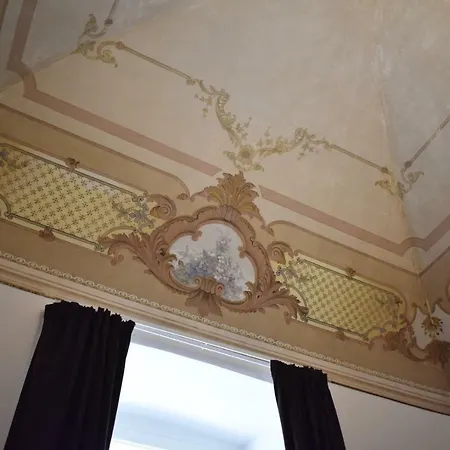 Frühstückspension Gatto Bianco Duchessa