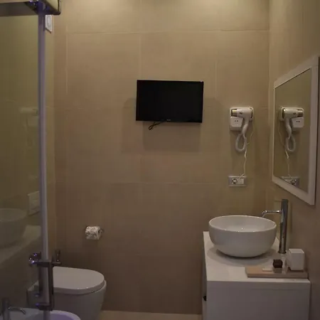 Gatto Bianco Duchessa Bari