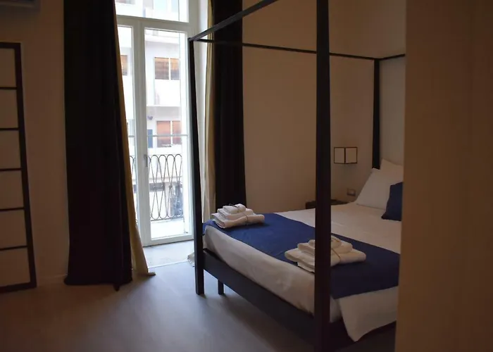 Gatto Bianco Duchessa