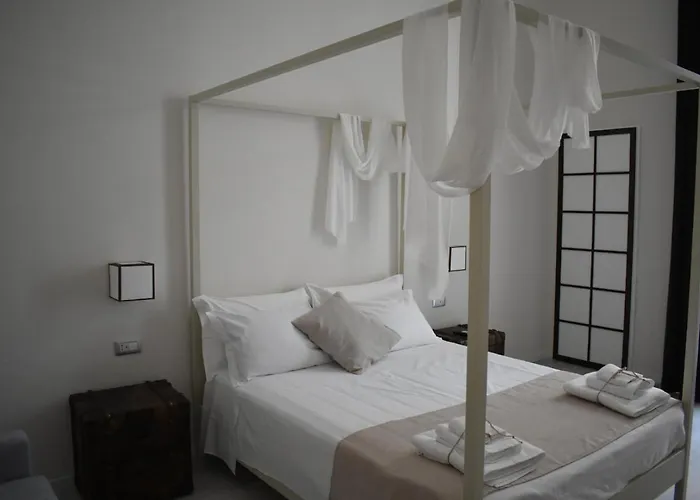 Gatto Bianco Duchessa 3*